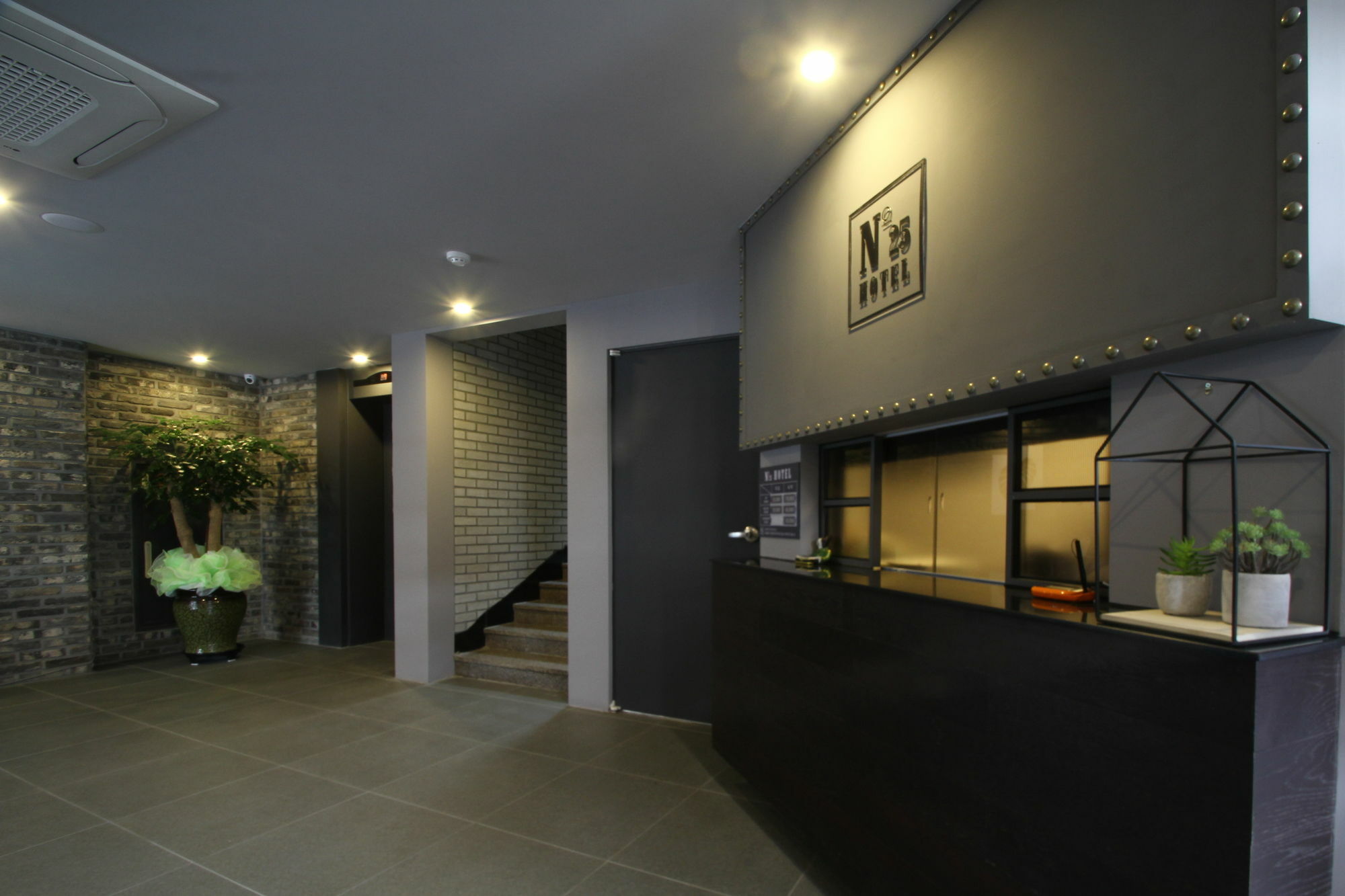 Hotel No.25 Busan Bagian luar foto